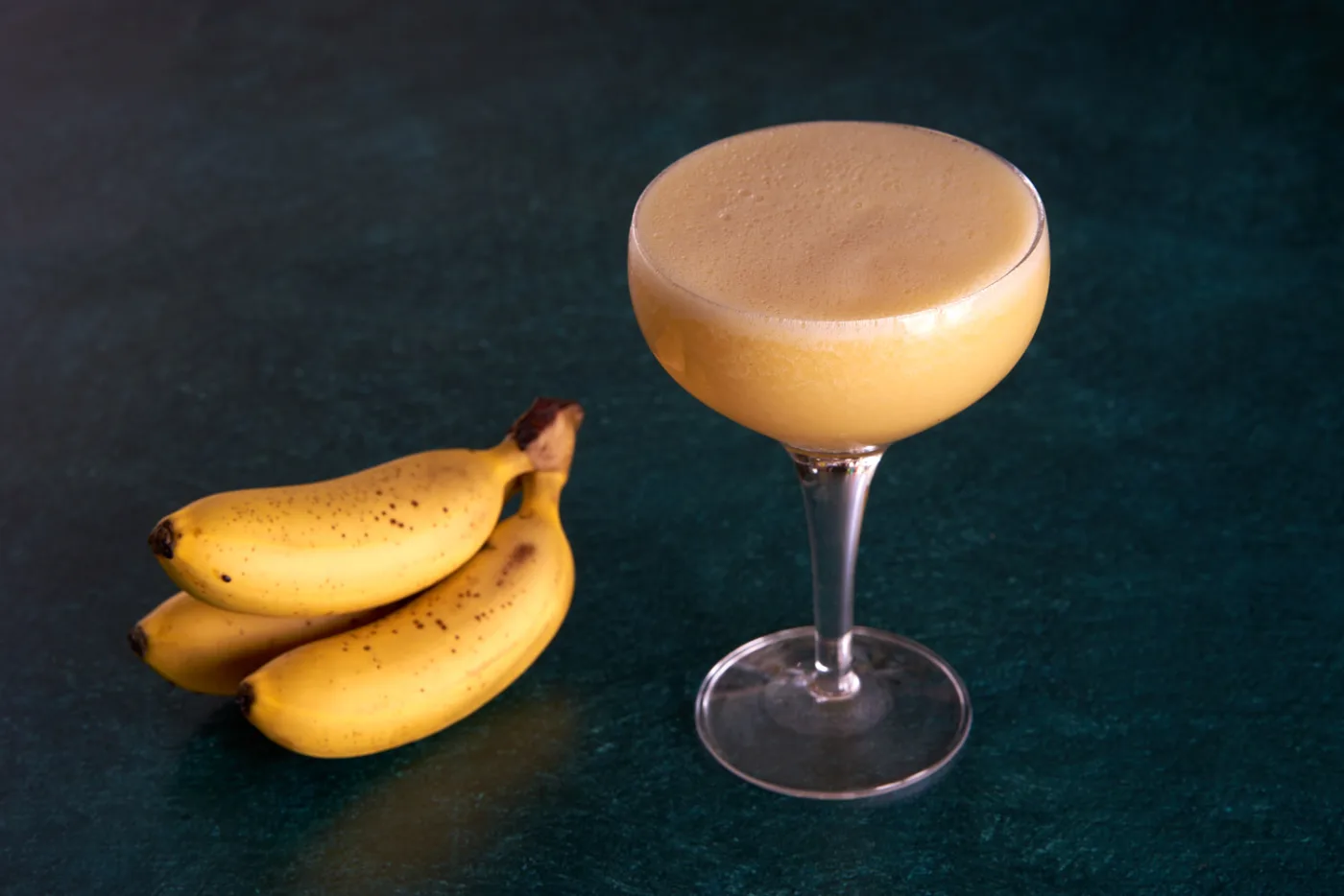 Banana Daiquiri: cocktail tiki di Mariano Licudine