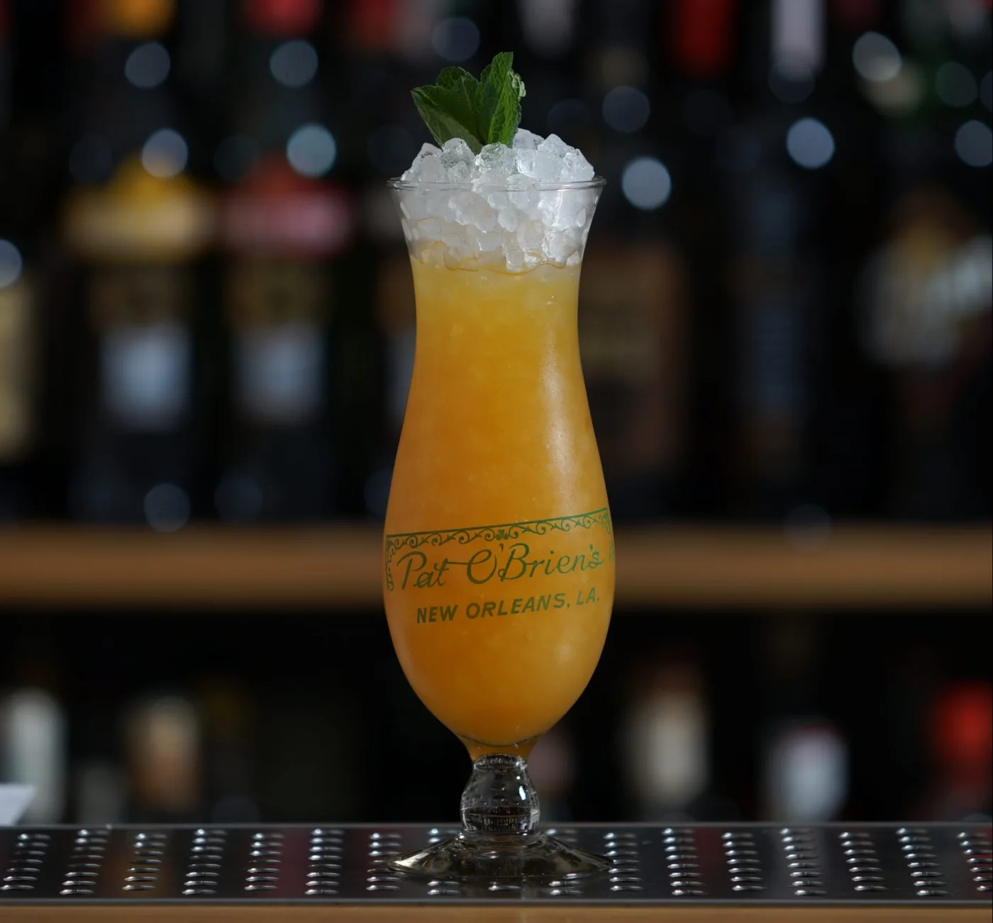 Hurricane: cocktail di New Orleans con rum e frutto della passione