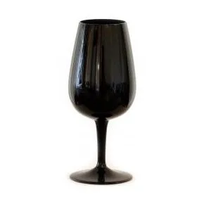 Calice nero da degustazione alla cieca che nasconde il colore del liquido