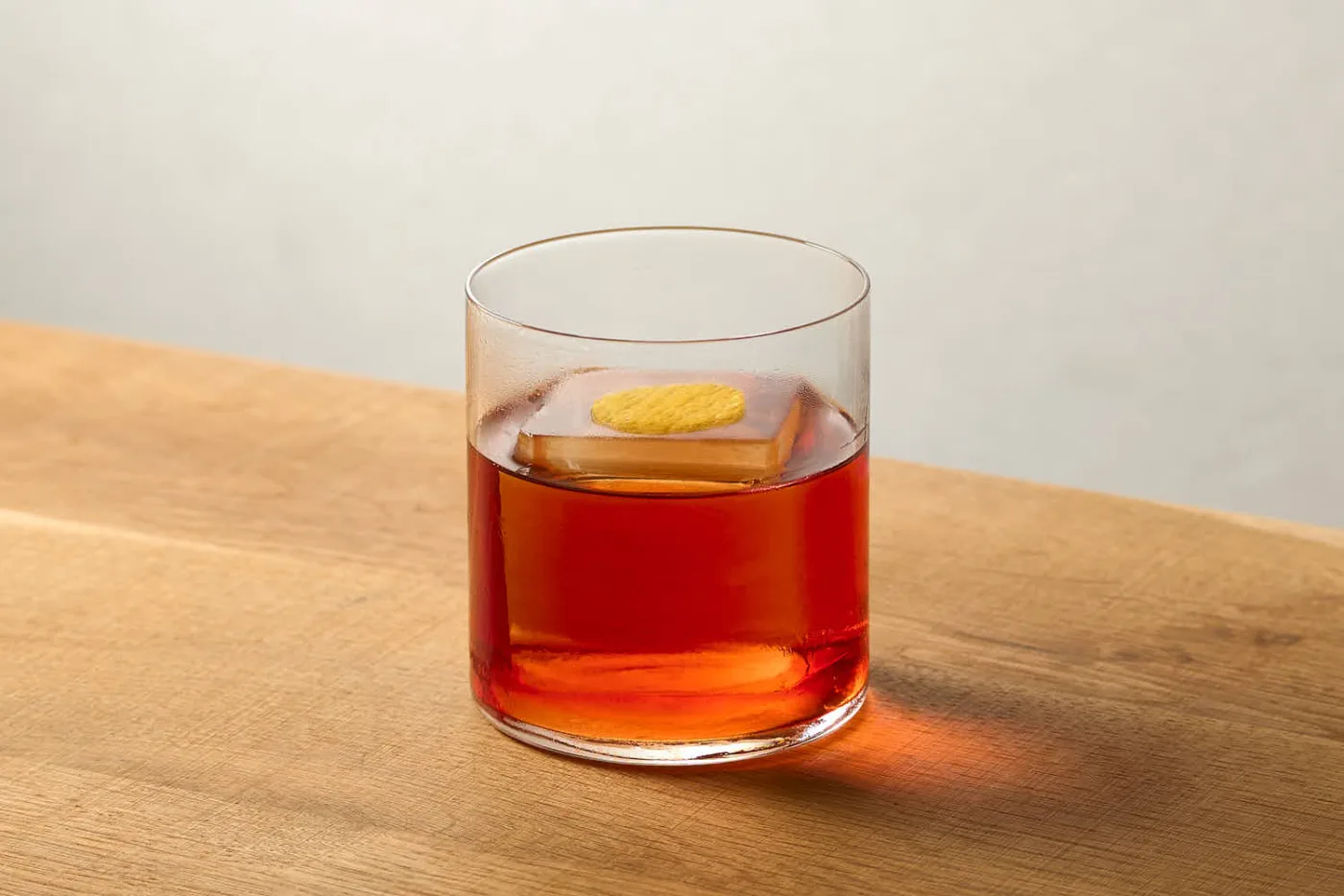 Negroni: storia, ricetta originale e segreti del cocktail italiano