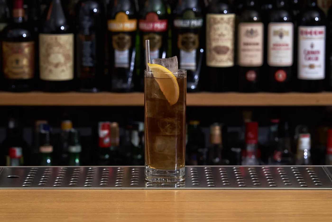 Long Island Iced Tea: long drink che ricorda il colore del tè