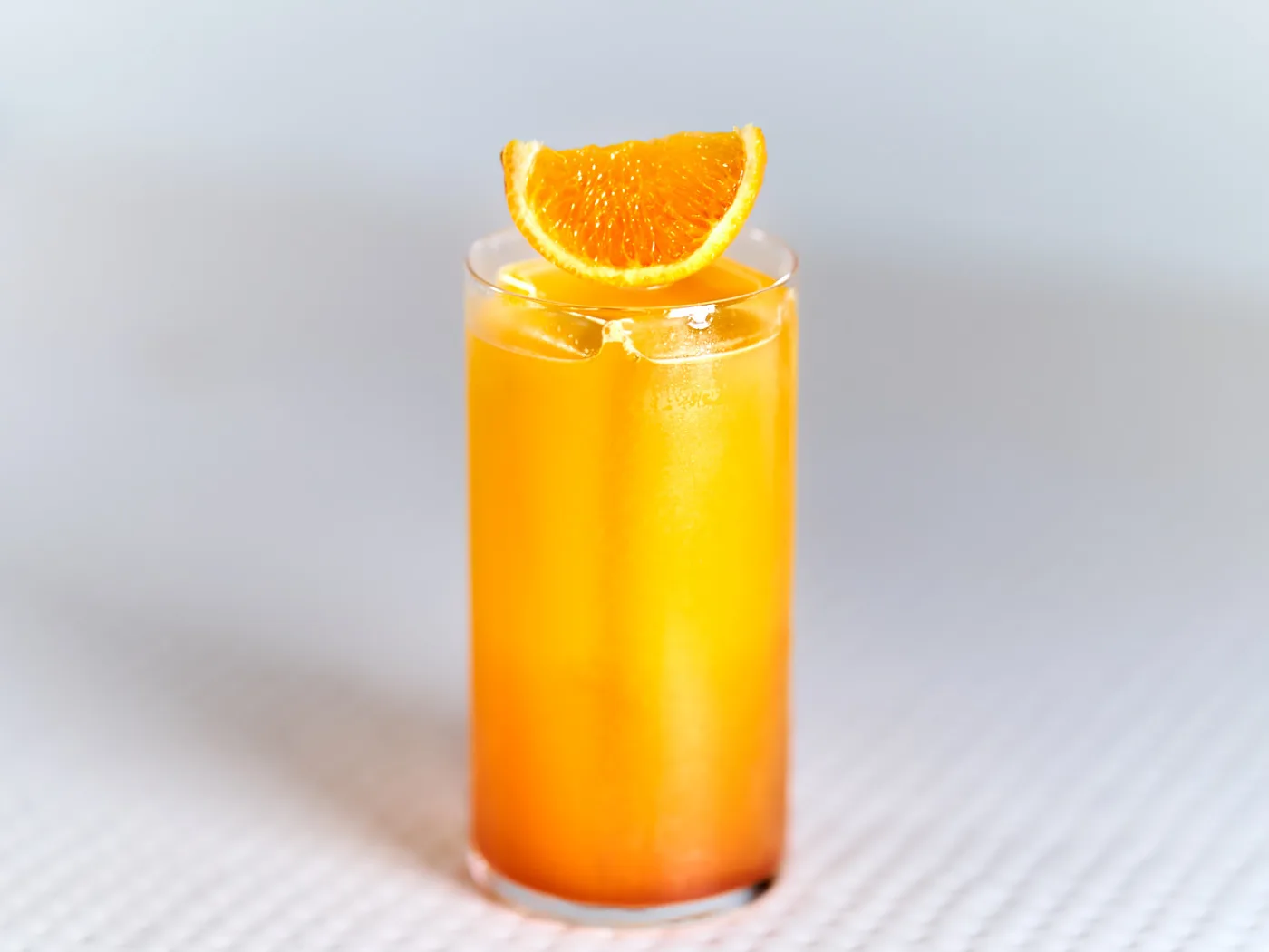 Tequila Sunrise: cocktail con Tequila, Arancia e Granatina