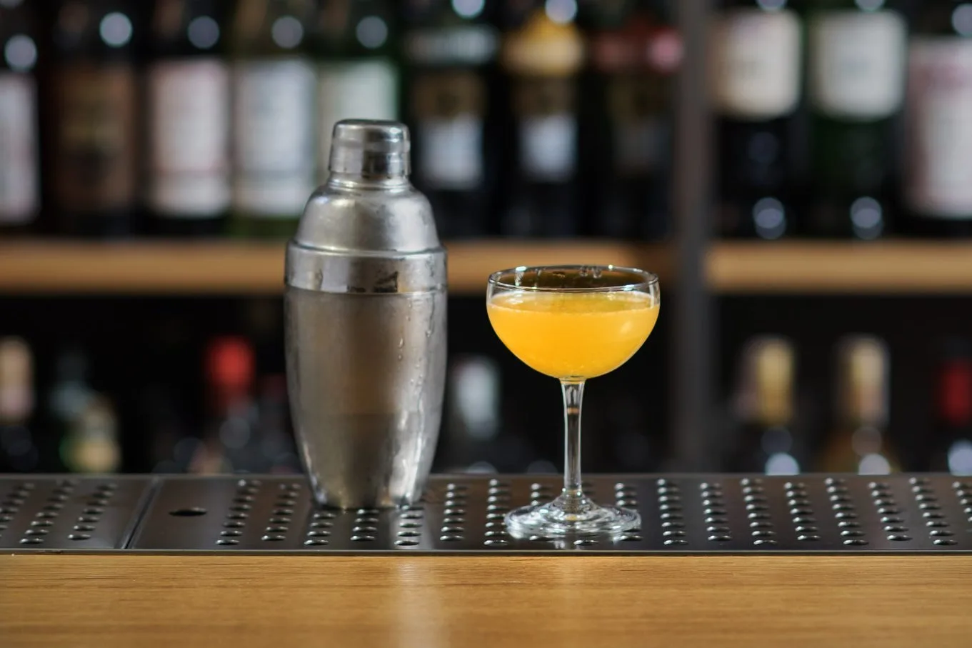 Satan's Whiskers: ricetta del cocktail con gin, vermouth e arancia