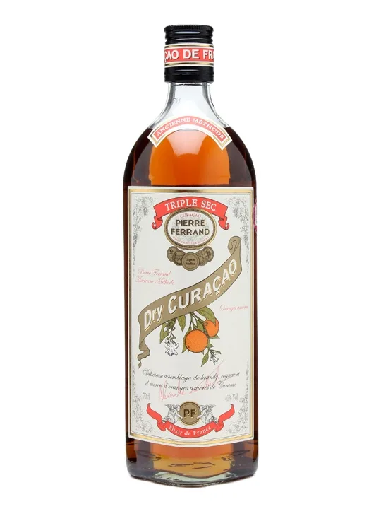 Una bottiglia di Orange Curaçao